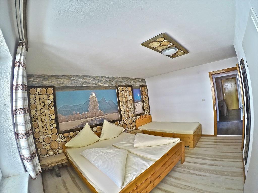Alpin-Sportiv Appartement Lermoos Buitenkant foto